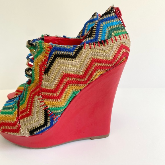 Mona Mia Lori Red Multi Rainbow Peeptoe‎ Wedges Women's Sandals Boho Size 8 - Picture 4 of 9